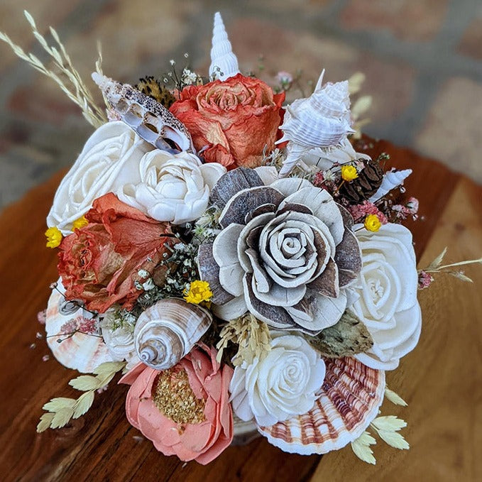 Eco-Friendly Premium Gift Set : Dried Flower Bouquet with Fragrance Using an Old Tennis Ball as a Base