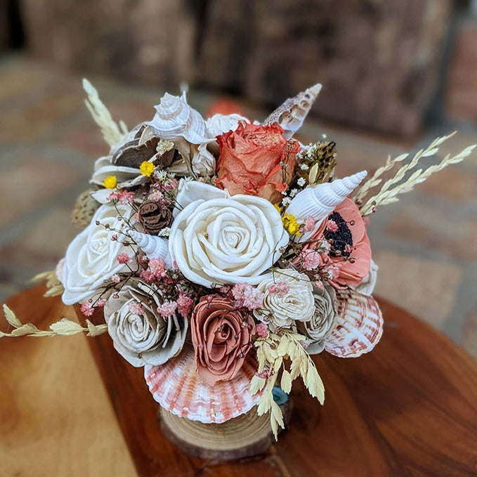 Eco-Friendly Premium Gift Set : Dried Flower Bouquet with Fragrance Using an Old Tennis Ball as a Base