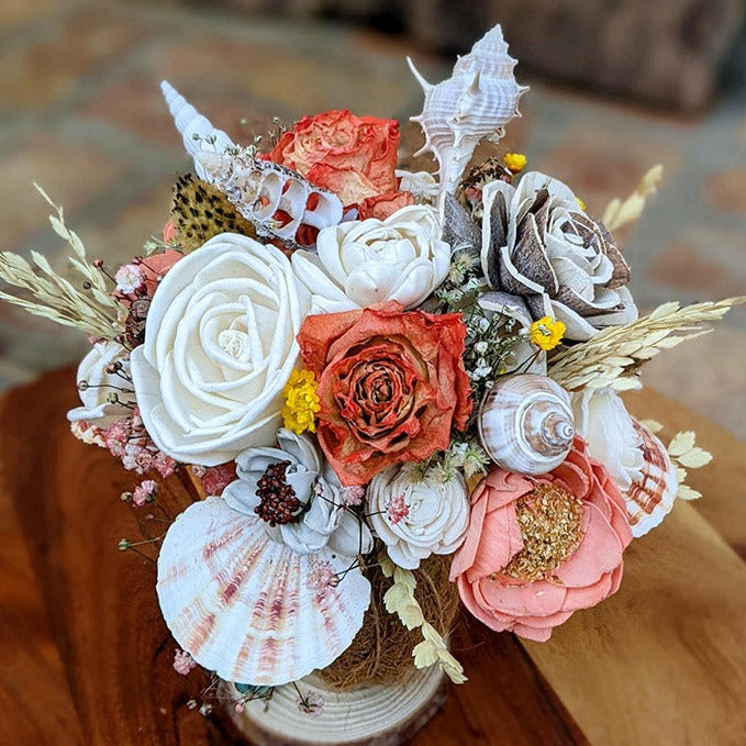 Eco-Friendly Premium Gift Set : Dried Flower Bouquet with Fragrance Using an Old Tennis Ball as a Base