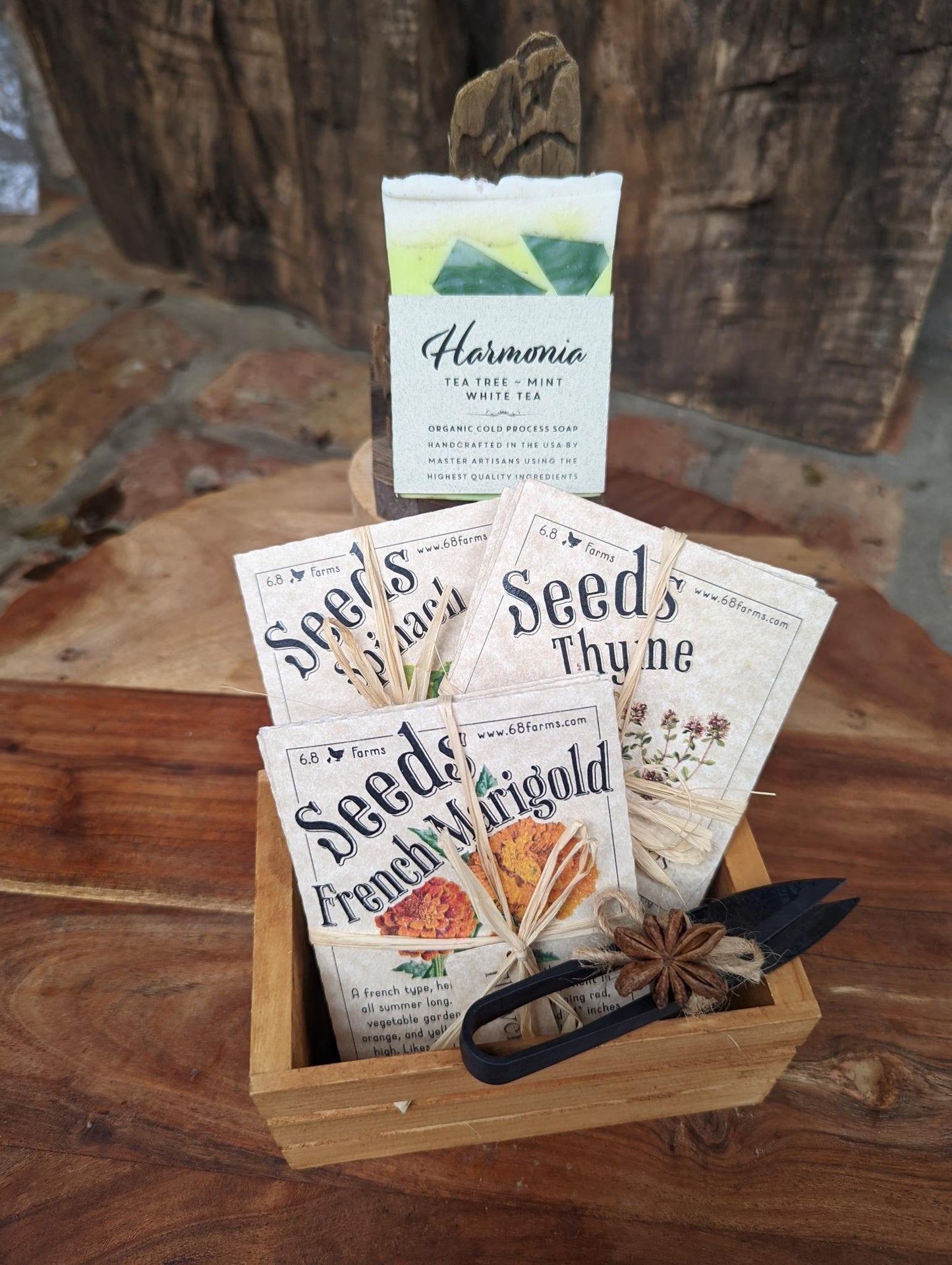 Nature Lover Gift Set: 9 Heirloom Seed Packets, Herb Clippers and Organic Herbal Soap